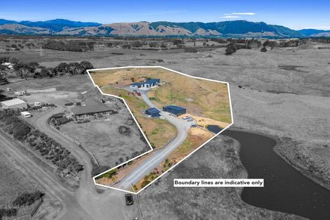 Photo of property in 174 Harakeke Road, Te Horo, Otaki, 5581