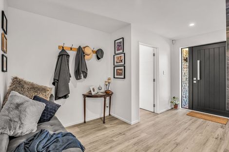 Photo of property in 16 Cam Mill Place, Rangiora, 7400