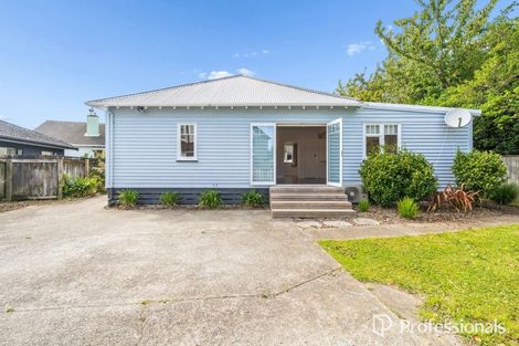 Photo of property in 1-2/6a Pohutukawa Street, Woburn, Lower Hutt, 5010