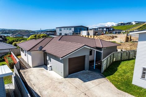 Photo of property in 77 John Burke Drive, Aotea, Porirua, 5024