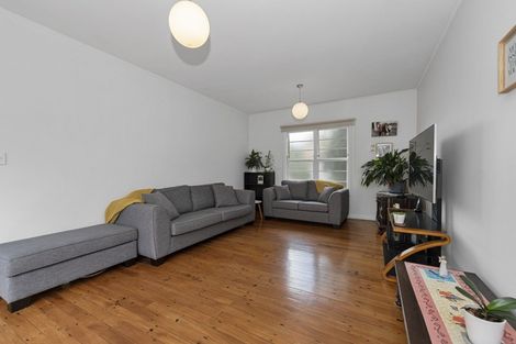 Photo of property in 44 Plunket Terrace, Hamilton East, Hamilton, 3216