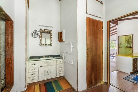 Photo of property in 355 Whangaparaoa Road, Stanmore Bay, Whangaparaoa, 0932