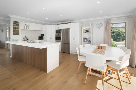 Photo of property in 75 Shaw Road, Waihi Beach, 3611