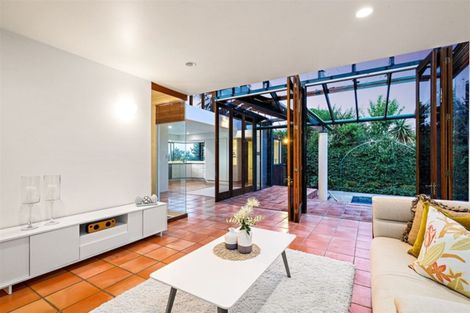 Photo of property in 43 Manurere Avenue, Takapuna, Auckland, 0622