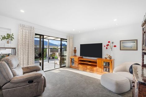 Photo of property in 5 The Stables, Halswell, Christchurch, 8025