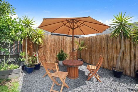 Photo of property in 13 Hansen Place, Takanini, 2112