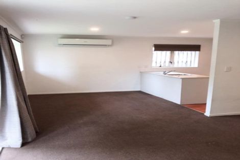 Photo of property in 36 Liddesdale Place, Papakura, 2110