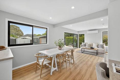 Photo of property in 15 Oakfield Street, Burnside, Christchurch, 8053