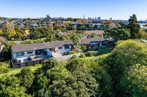 Photo of property in 2/185 Upland Road, Remuera, Auckland, 1050