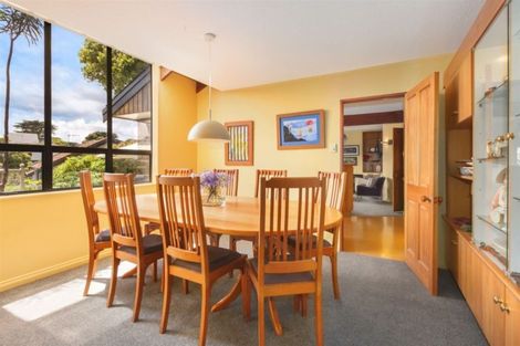 Photo of property in 16 Eclipse Lane, Whitby, Porirua, 5024