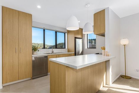 Photo of property in 2 Tiratu Rise, Whitby, 5024