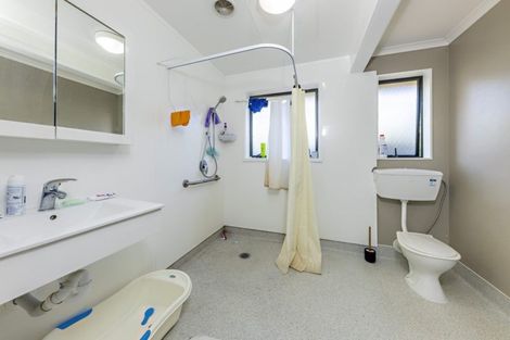 Photo of property in 45 Robert Ross Place, Clendon Park, Auckland, 2103