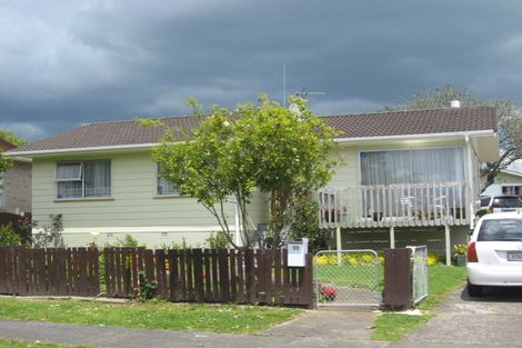 Photo of property in 11 Carbery Place, Manurewa, Auckland, 2102