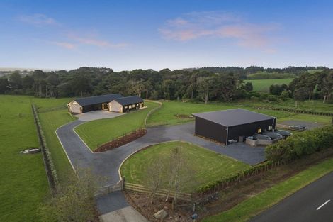 Photo of property in 58 Kidd Road, Waiuku, 2682