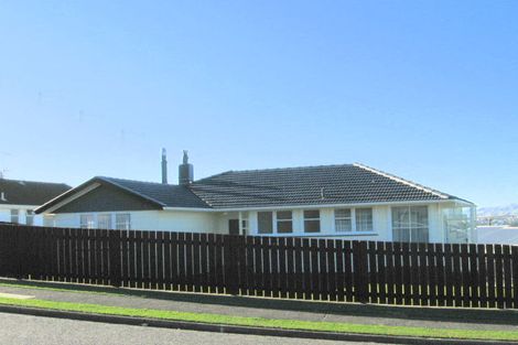 Photo of property in 31 Rangituhi Crescent, Takapuwahia, Porirua, 5022