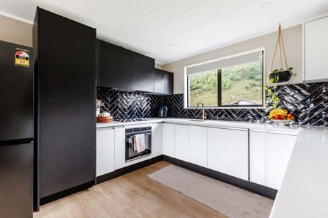 Photo of property in 70 Peter Lippa Drive, Kawerau, 3127