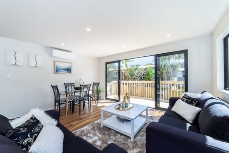 Photo of property in 14a Rosalind Road, Glenfield, Auckland, 0629