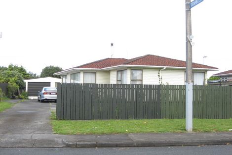 Photo of property in 115 Chichester Drive, Rosehill, Papakura, 2113