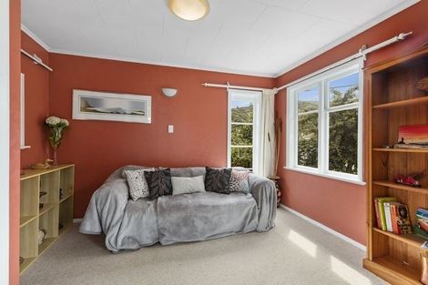 Photo of property in 116 Hine Road, Wainuiomata, Lower Hutt, 5014
