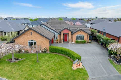 Photo of property in 24 Date Crescent, Aidanfield, Christchurch, 8025