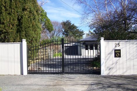Photo of property in 25 Kitchener Street, Martinborough, 5711
