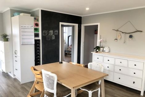 Photo of property in 52 Vardon Road, St Andrews, Hamilton, 3200