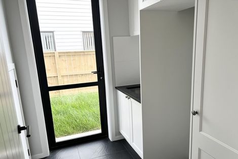 Photo of property in 3 Turbine Way, Hobsonville, Auckland, 0616