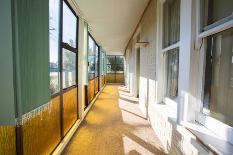 Photo of property in 35 Wyndham Street, Carterton, 5713