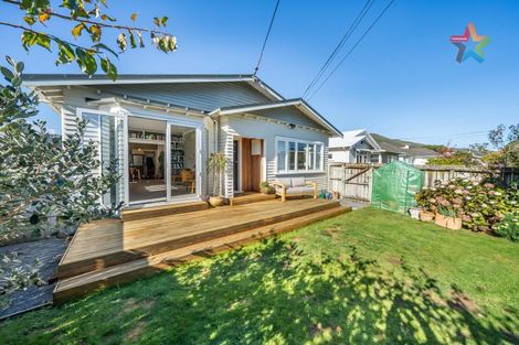 Photo of property in 7 Vincent Street, Waterloo, Lower Hutt, 5011