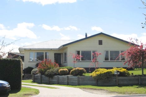 Photo of property in 214 Tamamutu Street, Taupo, 3330