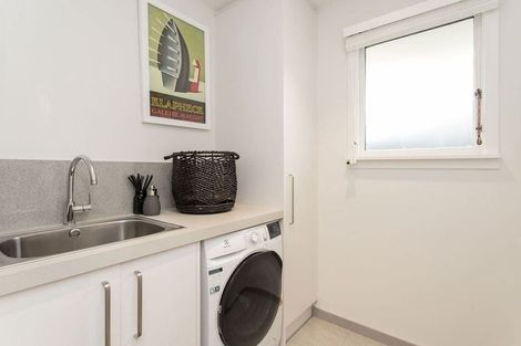 Photo of property in 1/46 Thornycroft Street, Fendalton, Christchurch, 8052