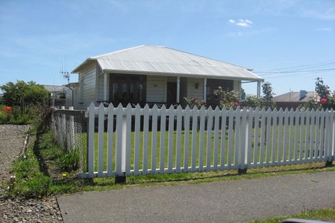 Photo of property in 18 Aorangi Street, Feilding, 4702