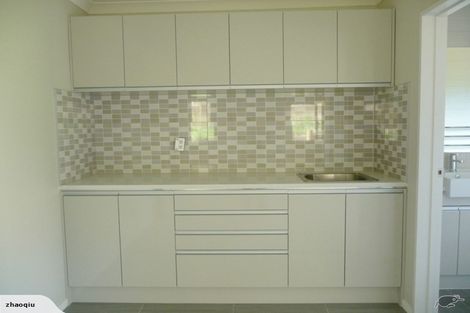 Photo of property in 18 Mural Place, Greenhithe, Auckland, 0632