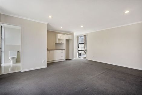 Photo of property in 9 Popokatea Drive, Takanini, 2112