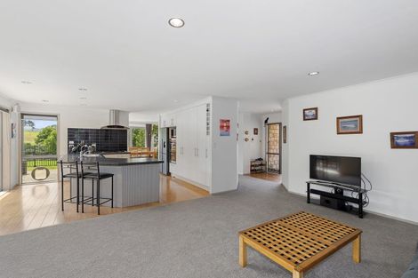 Photo of property in 306f Inland Road, Helensville, 0875