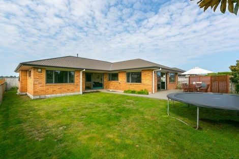 Photo of property in 5d James Drive, Bell Block, New Plymouth, 4312