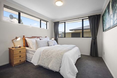 Photo of property in 5 Parsot Place, Pukekohe, 2120