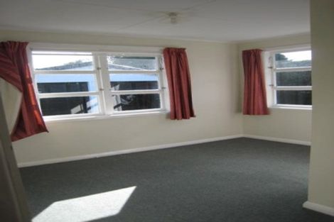 Photo of property in 12 Karu Crescent, Waikanae, 5036
