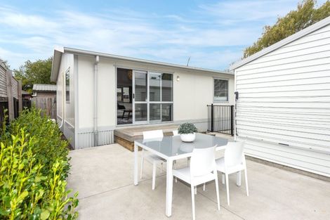 Photo of property in 652b Barbadoes Street, Edgeware, Christchurch, 8013