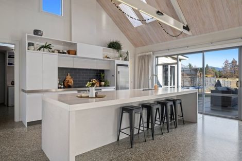 Photo of property in 23 The Dunes, Cromwell, 9310