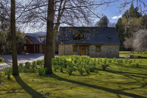 Photo of property in 11 Arrowtown-lake Hayes Road, Lake Hayes, Queenstown, 9371