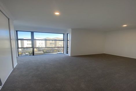 Photo of property in 28 Raranga Lane, Hobsonville, Auckland, 0616