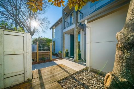 Photo of property in 1/1010 Colombo Street, St Albans, Christchurch, 8014