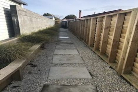 Photo of property in 16 Ropiha Street, Fitzroy, New Plymouth, 4312