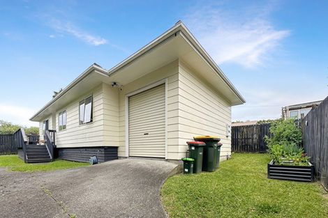 Photo of property in 1/49 Strid Road, Te Atatu South, Auckland, 0610