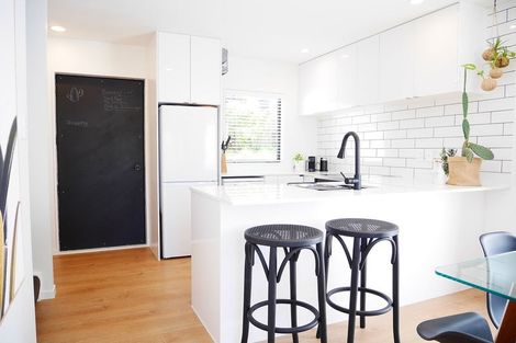 Photo of property in 42 Park Avenue, Papatoetoe, Auckland, 2025