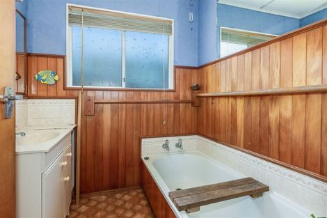 Photo of property in 6 Inlet View, Titahi Bay, Porirua, 5022