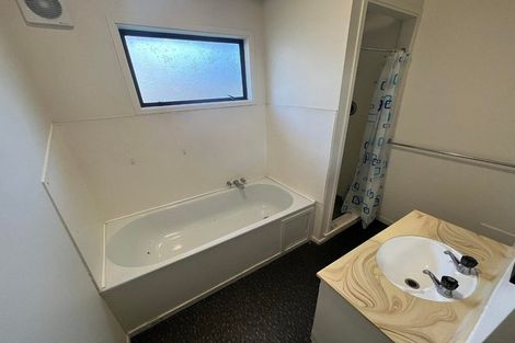 Photo of property in 42 Fordham Street, Beach Haven, Auckland, 0626