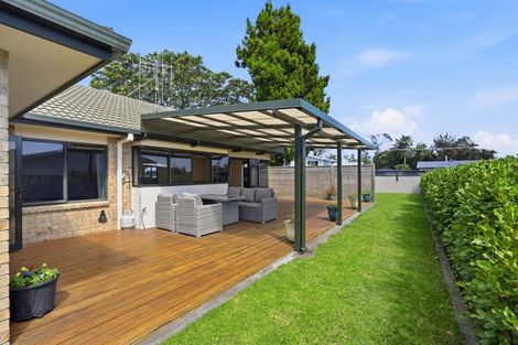 Photo of property in 1 Pembroke Drive, Bethlehem, Tauranga, 3110