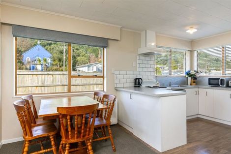 Photo of property in 131a Waikawa Road, Picton, 7220